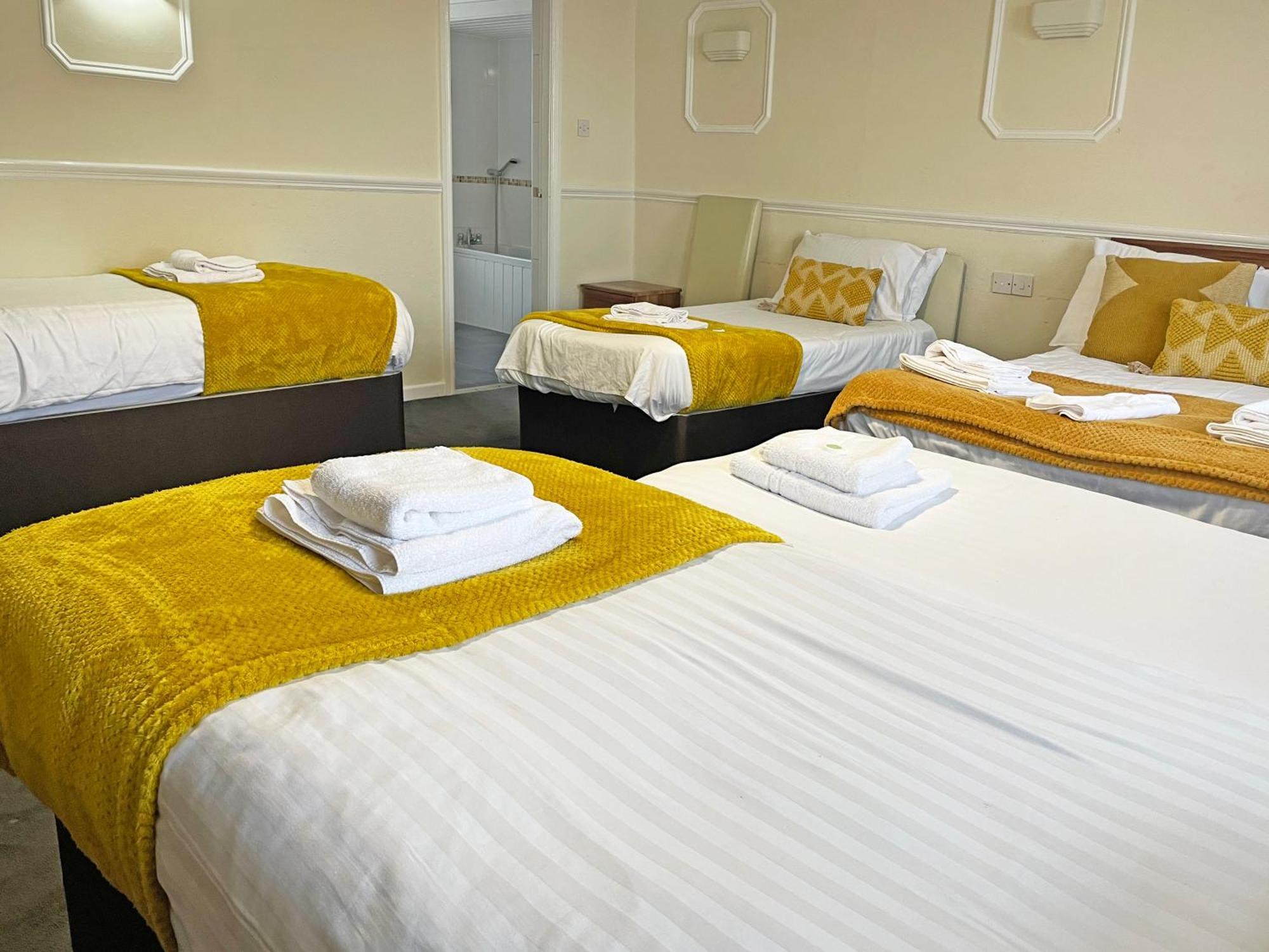 The President Hotel — Photos 1